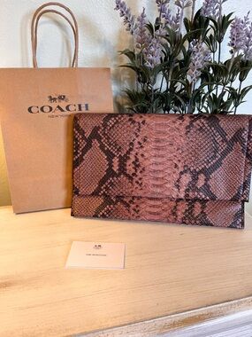 Coach Python Clutch Embossed Leather snakeskin pattern pink/black NWOT